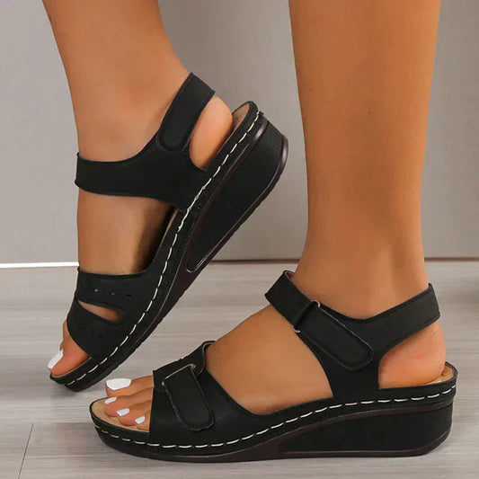 Elspeth | Women’s casual comfort sandals with adjustable strap