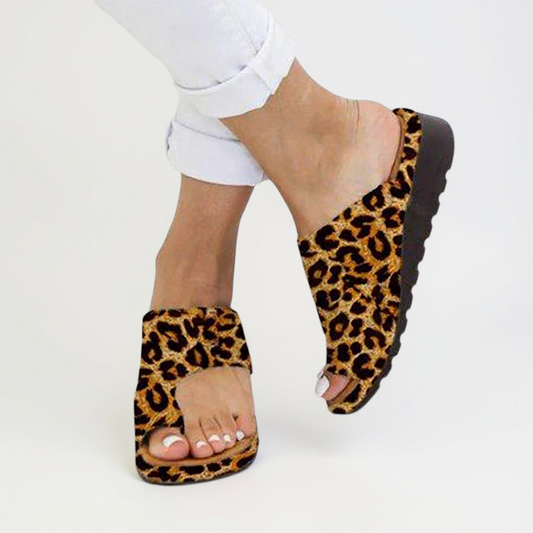 Caroline | Women summer orthopedic sandals with toe split comfort