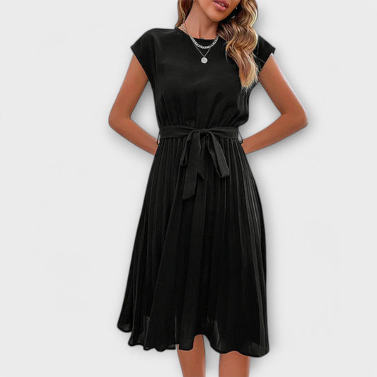 Georgina | Casual pleated midi dress with waist tie