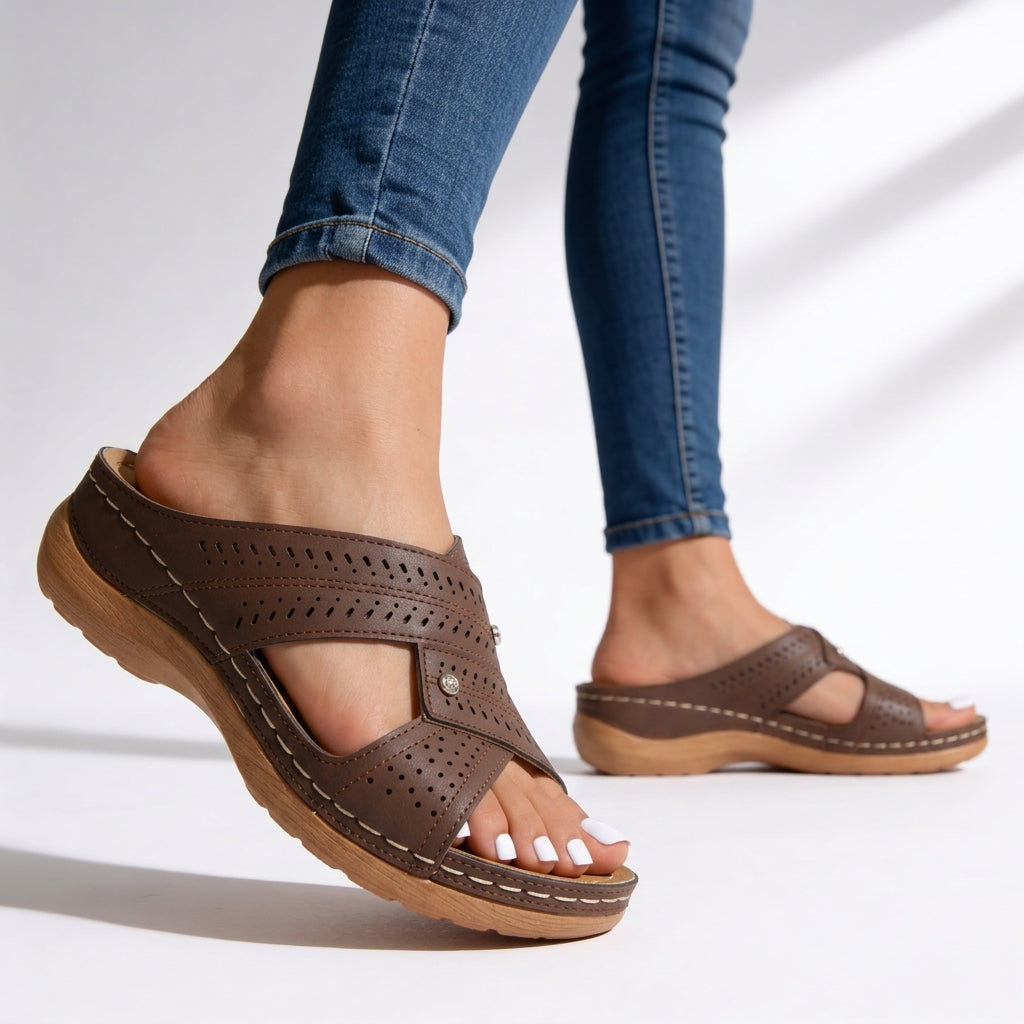 Solira | Orthopedic Sandals with Open Toe and Easy Slip On Design