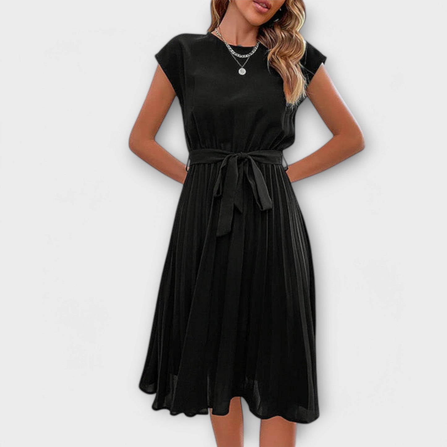 Georgina | Casual pleated midi dress with waist tie