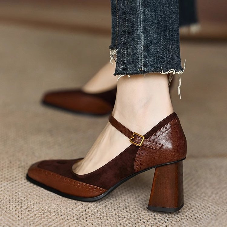 Carina | Mary Jane Heels with Block Heel and Buckle Strap Design