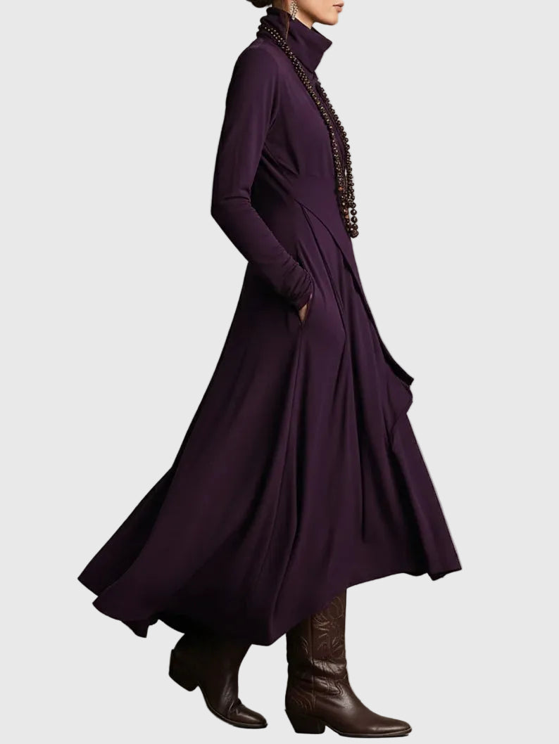 Blake | Elegant pleated maxi dress with long sleeve