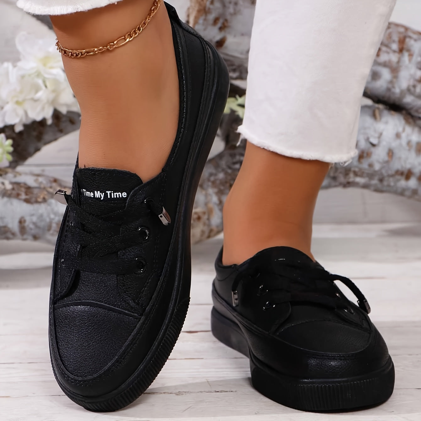Kaia | Women's breathable orthopedic sneakers with lace up