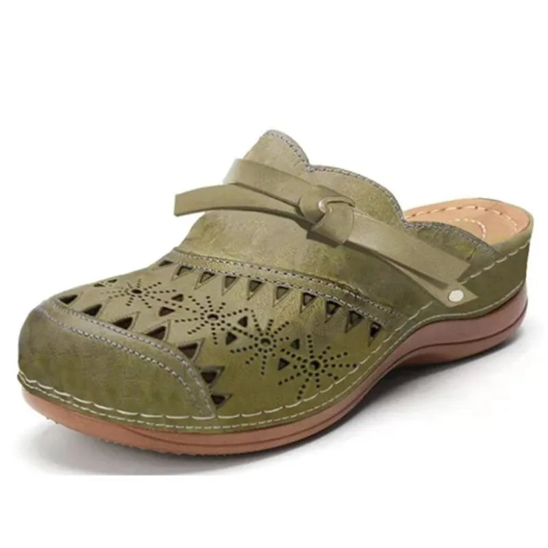 Lucinda | Casual comfort clogs with cut out upper design